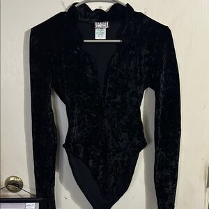 Henri Bendal Black Velvet Women's bodysuit-sz S petitie